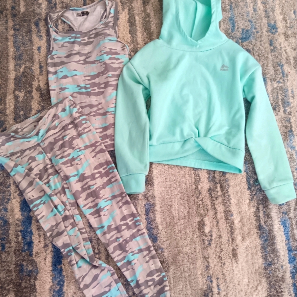 Reebok athletic set
